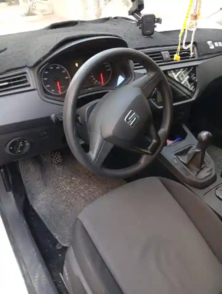 Seat Ibiza pop à Bou Mhel - Vue 2