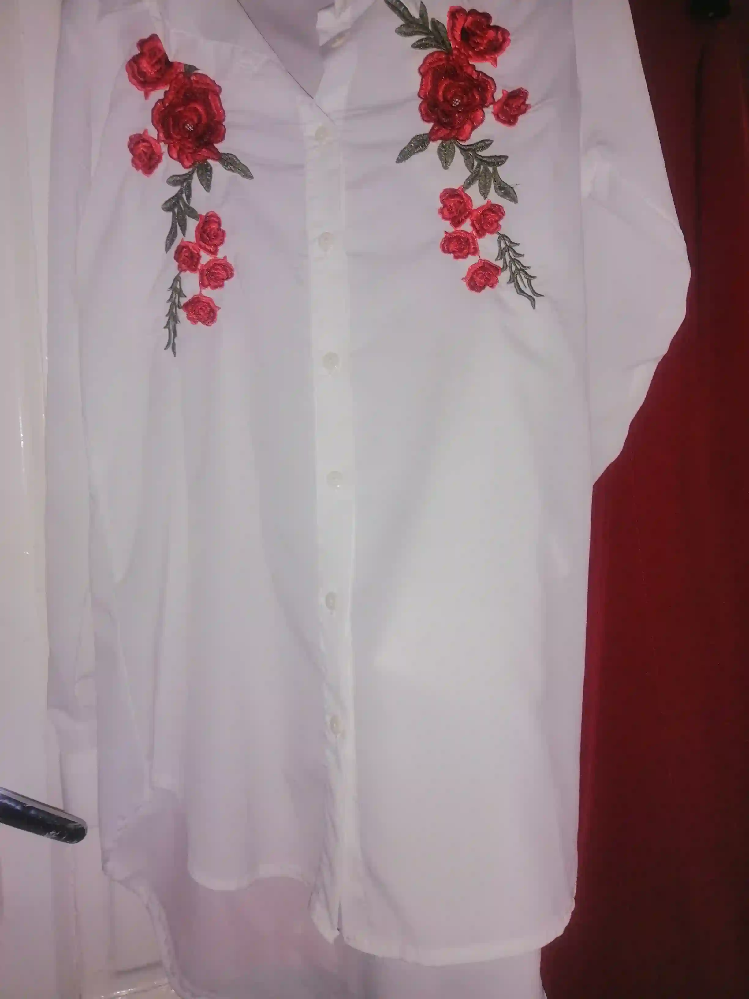 Vetements en bon État à Le Bardo