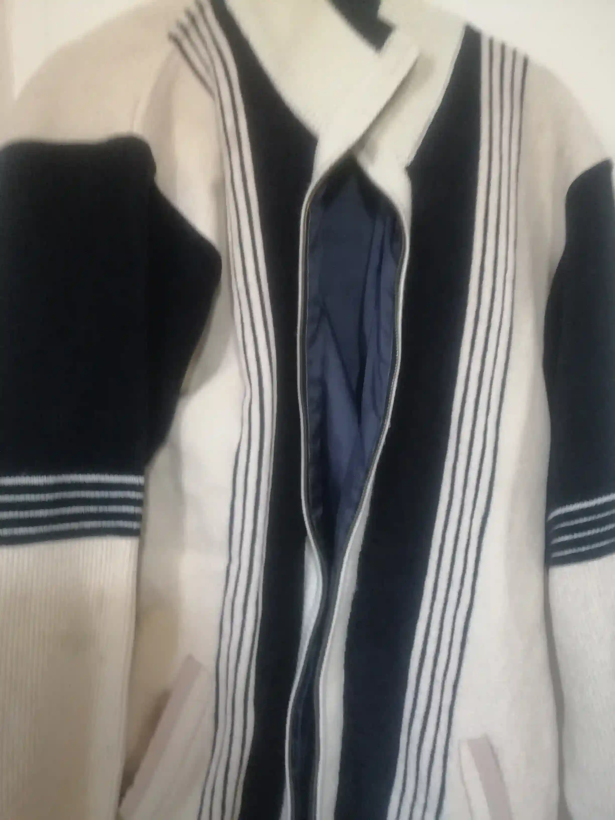 Vetements en bon État à Le Bardo - Vue 2