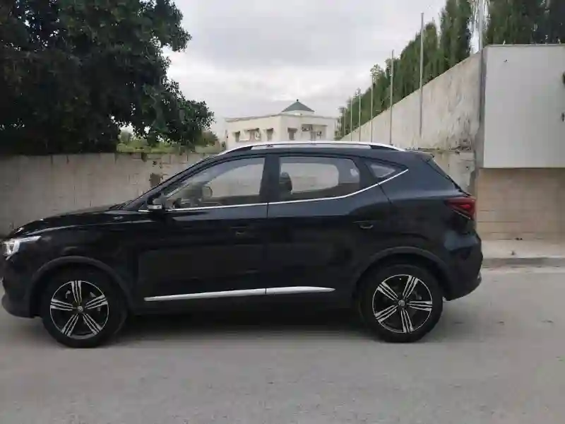 A Vendre OU Échange MG ZS Boîte Automatique - Vue 4