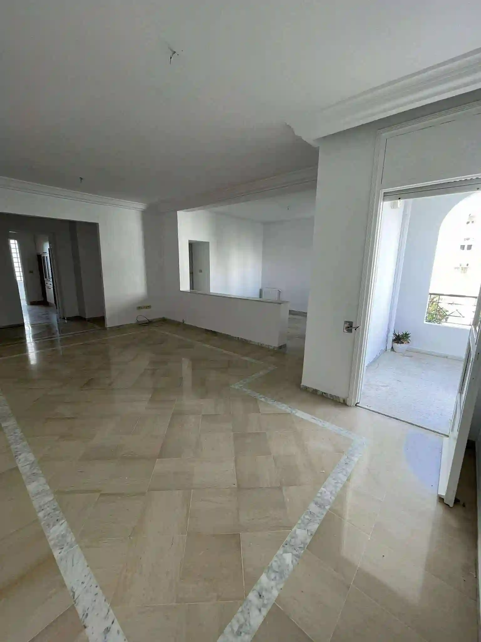 S3 450 md a Ennasr 1 à Cite Ennasr 1 - Vue 2