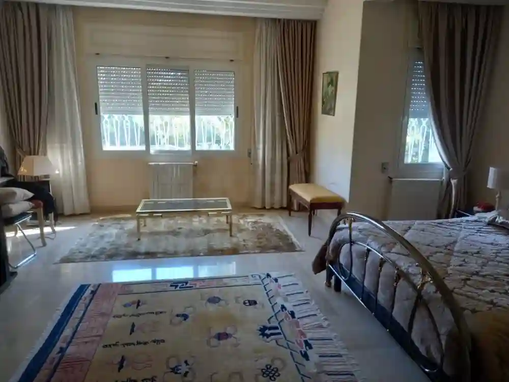 A Vendre Villa LA Soukra A 5 MIN DE Carefour LA Marsa - Vue 1
