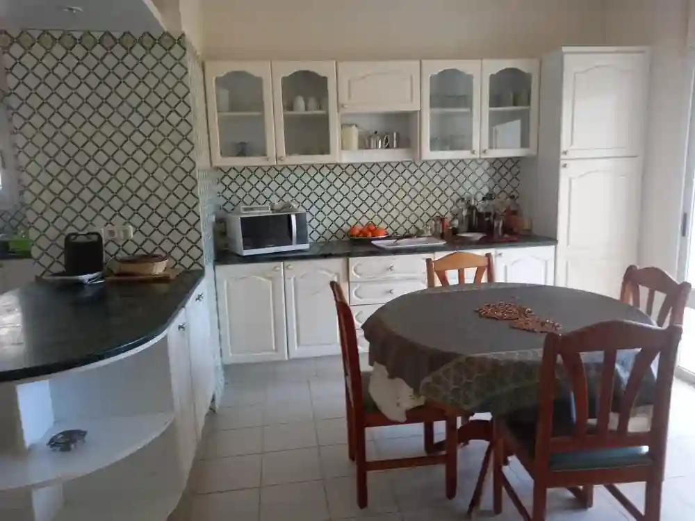 A Vendre Villa LA Soukra A 5 MIN DE Carefour LA Marsa - Vue 4