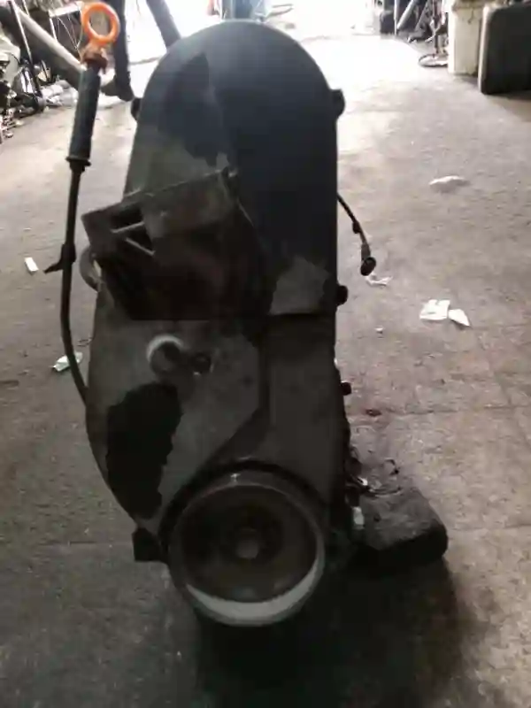 Moteur Polo 3 10 Avec Boîte - Vue 1