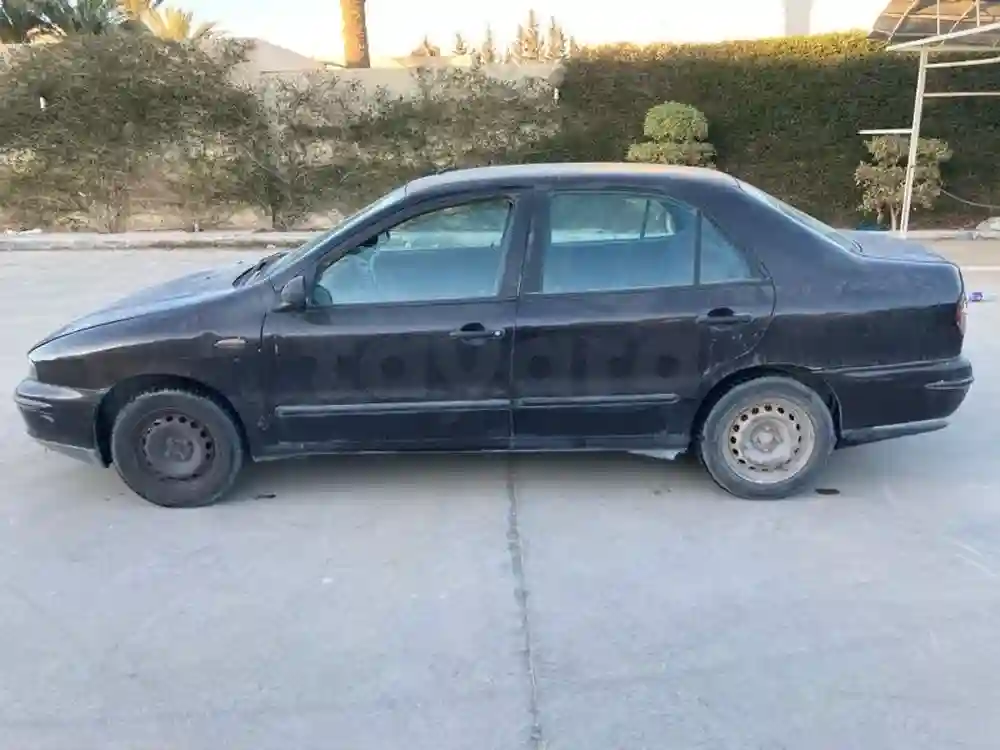 Fiat Marea Noir en Marche tel 58163274 Maria à Sfax - Vue 4