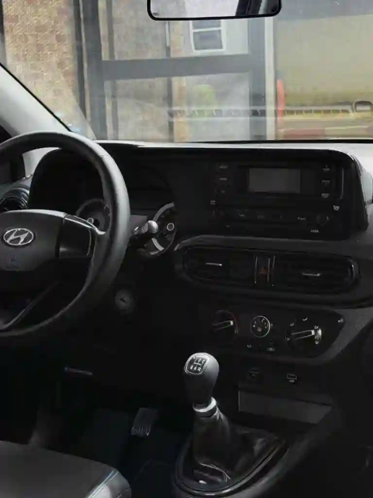 Hyundai Grand i 10 - Vue 4