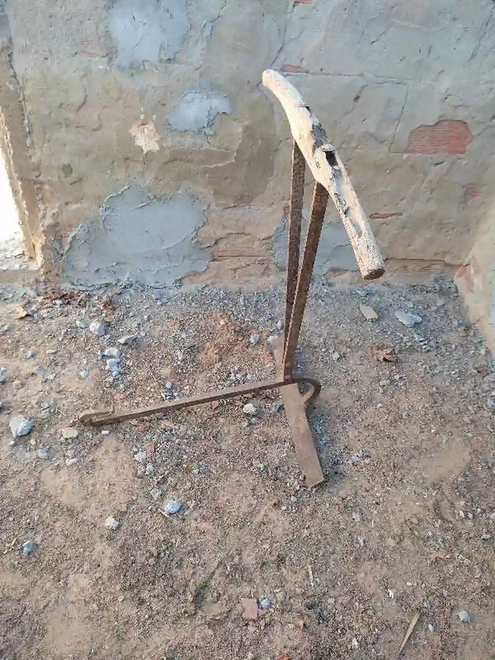 للبيع بنصف الثمن