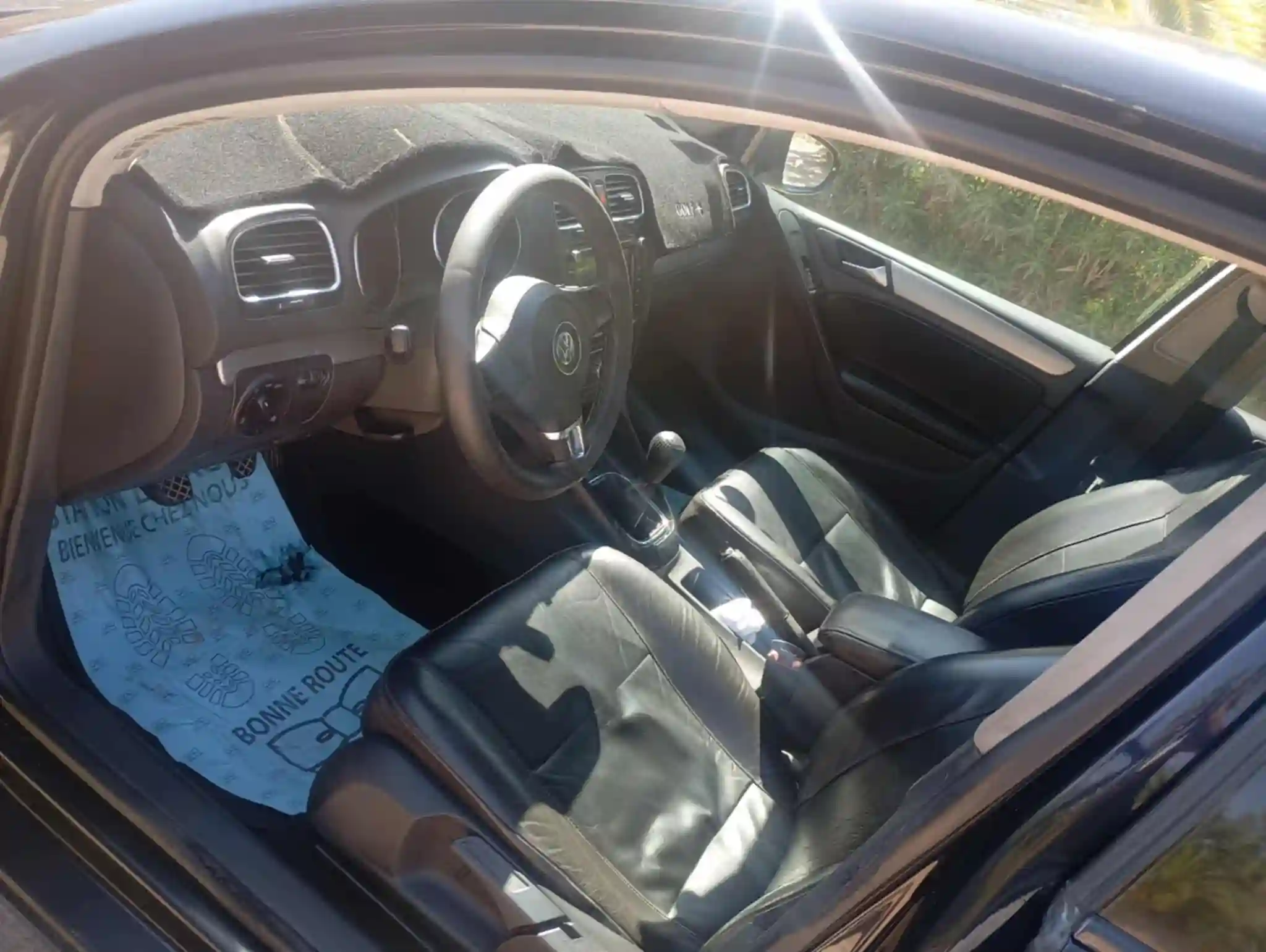 Volkswagen Golf - Vue 3