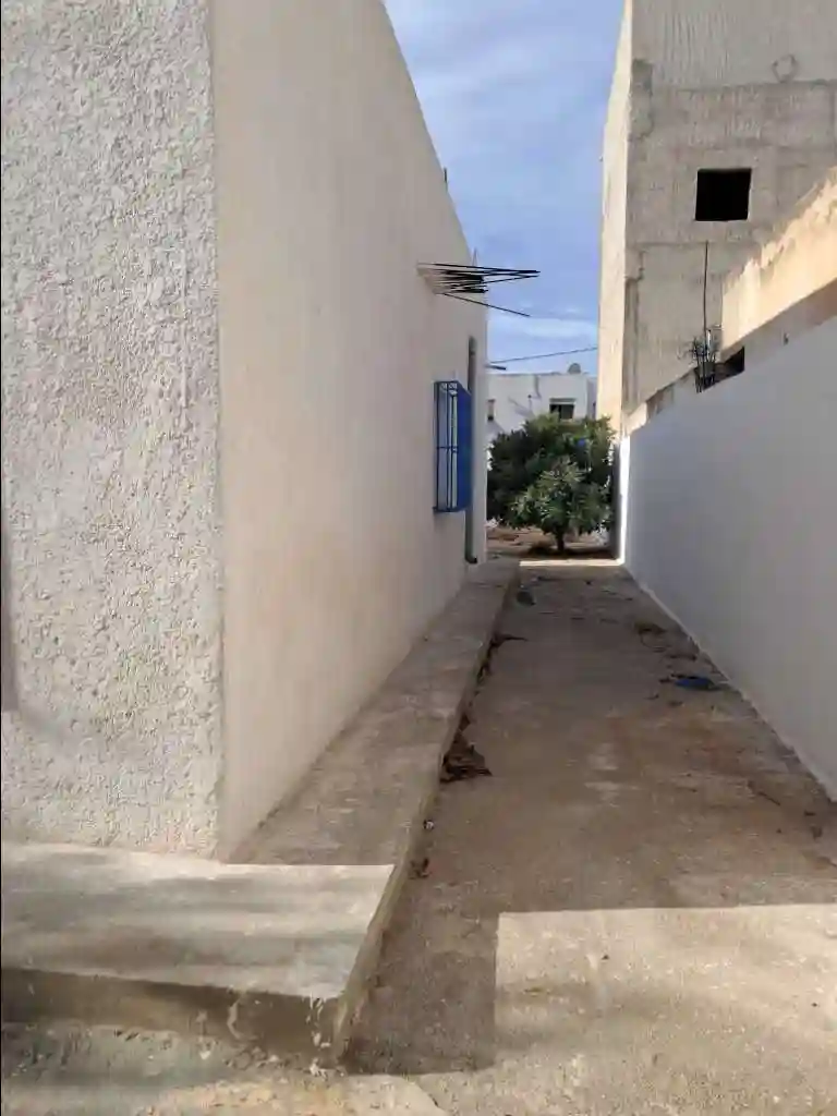 منزل وارض للبيع - Vue 1