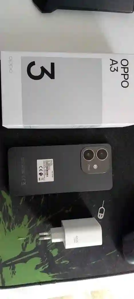 Oppo a3 128gb Snap Dragon - Vue 2