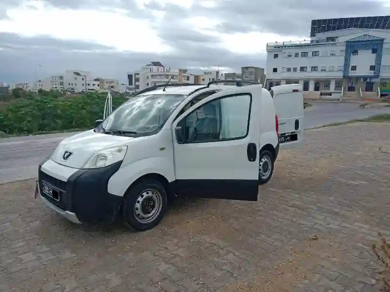 Peugeot Bipper Tepee Diesel 2017 - Vue 5