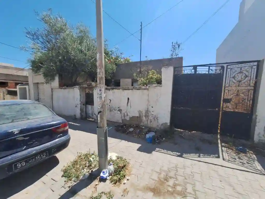 À Vendre Terrain de 456 m² Avec Titre Foncier sur Route Princi - Vue 4