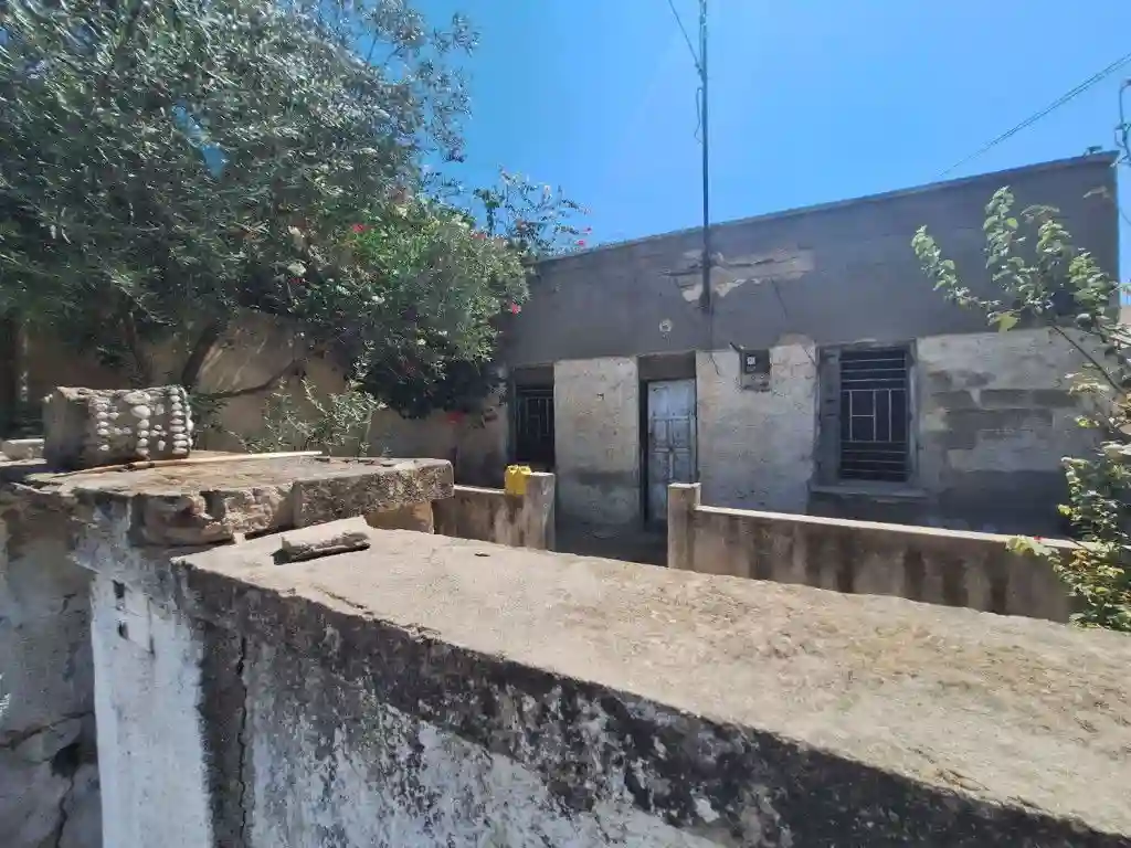 À Vendre Terrain de 456 m² Avec Titre Foncier sur Route Princi - Vue 5