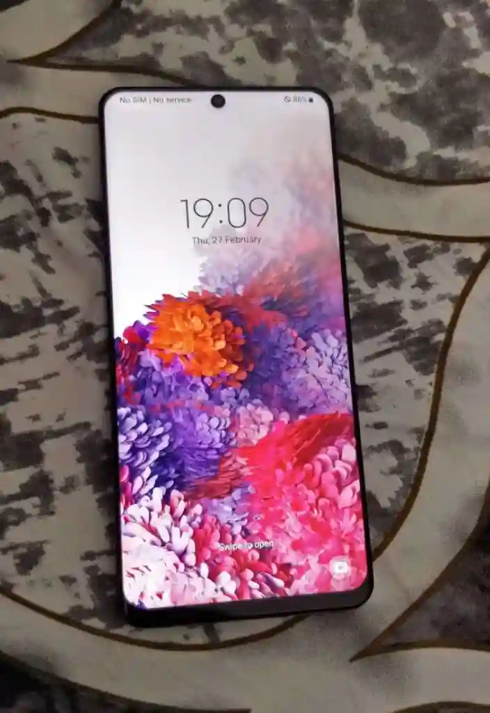 Samsung Galaxy S20 Plus 5G 128go - Vue 4