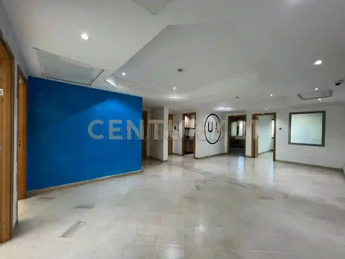 À Louer Bureau H4 à Lafayette – Tunis