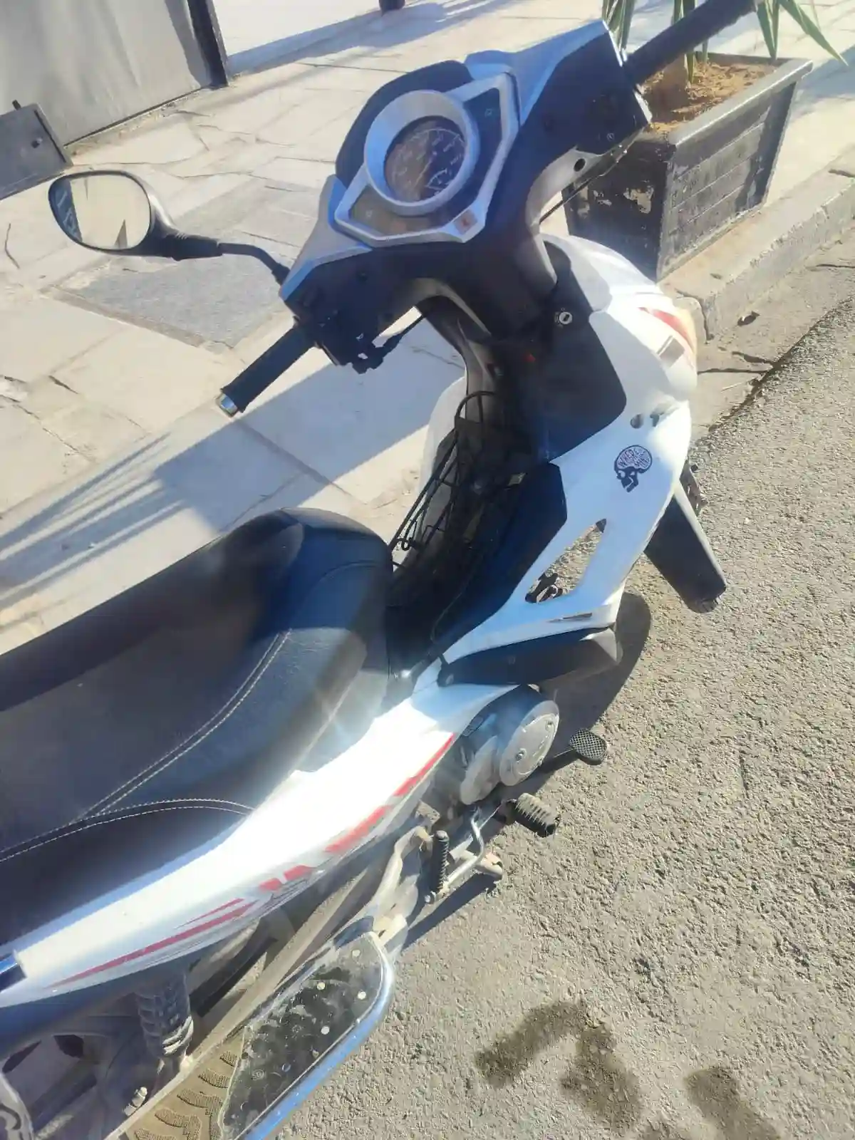 Moto Spark 110 - Vue 3