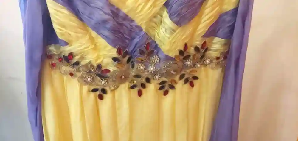 Une Belle Robe - Vue 1