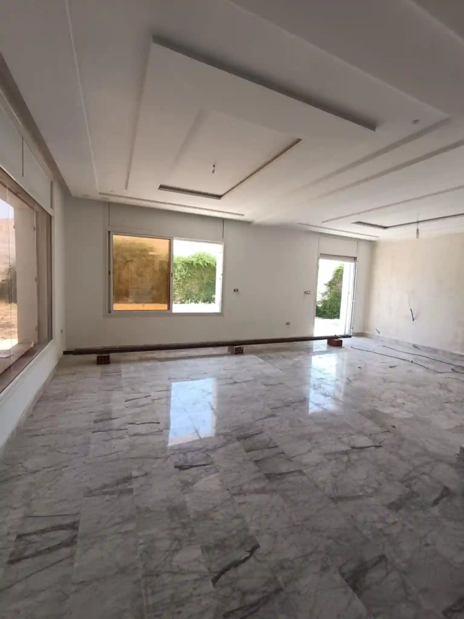 Villa Inachevée et Catcasse rte Tunis à Sfax - Vue 2