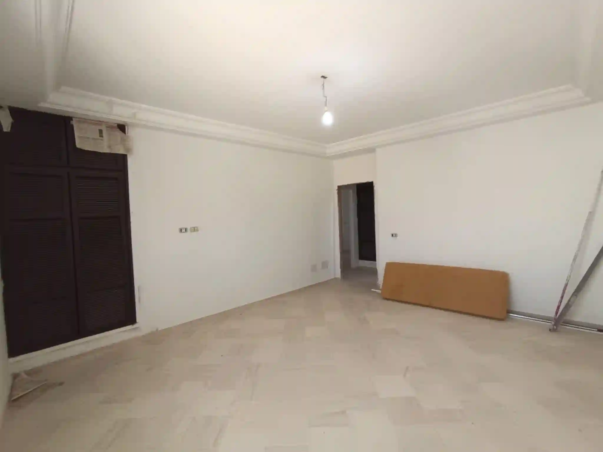 Villa Inachevée et Catcasse rte Tunis à Sfax - Vue 3