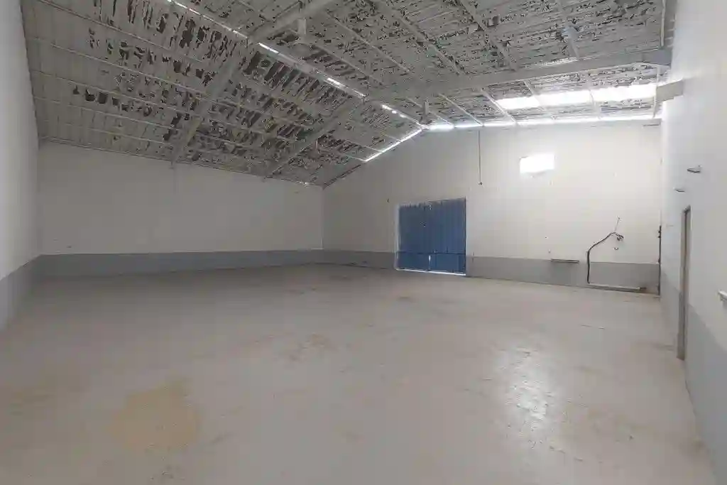 Dépôt Industriel 500 m² à Louer – Zone Industrielle bir Kassaa – - Vue 3