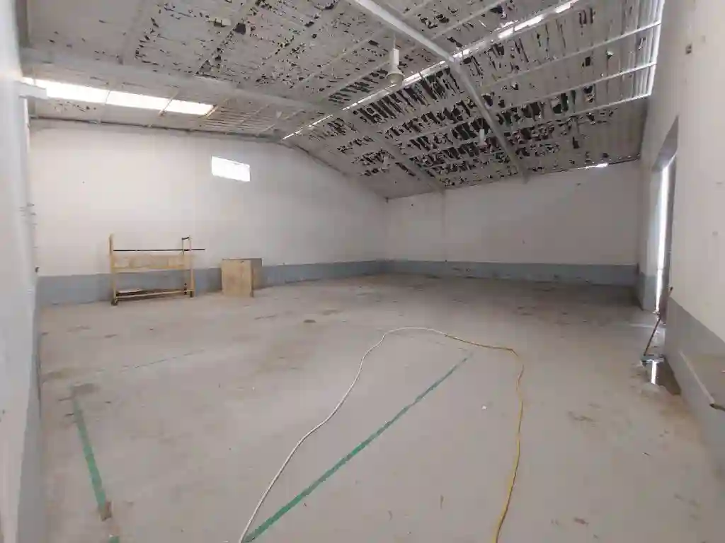 Dépôt Industriel 500 m² à Louer – Zone Industrielle bir Kassaa – - Vue 4