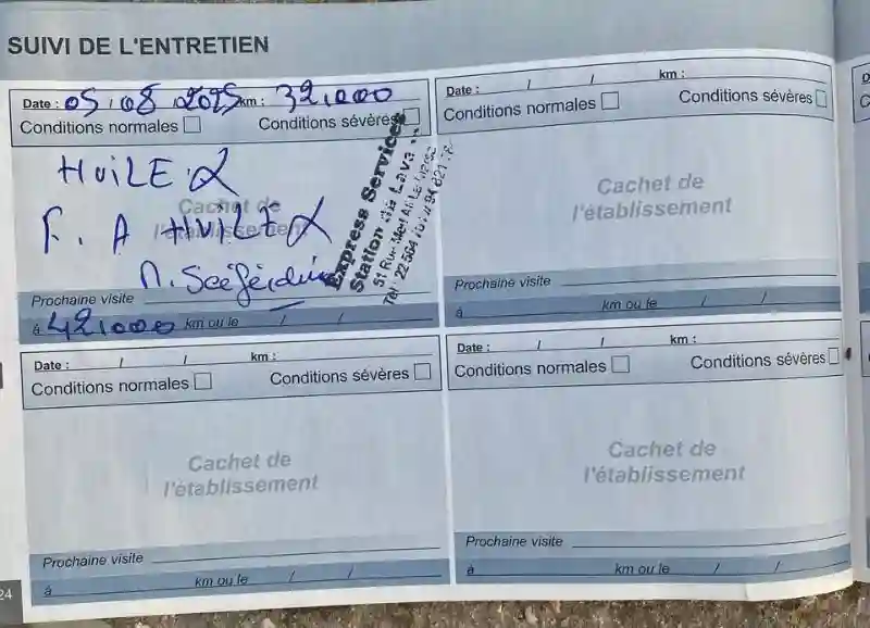 Peugeot 2008 Essence 2017 - Vue 4