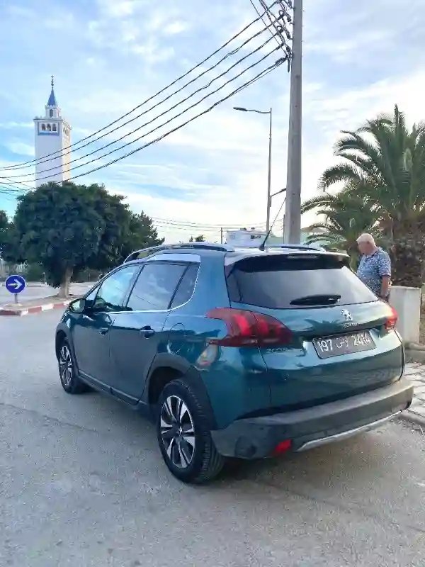 Peugeot 2008 Essence 2017 - Vue 6