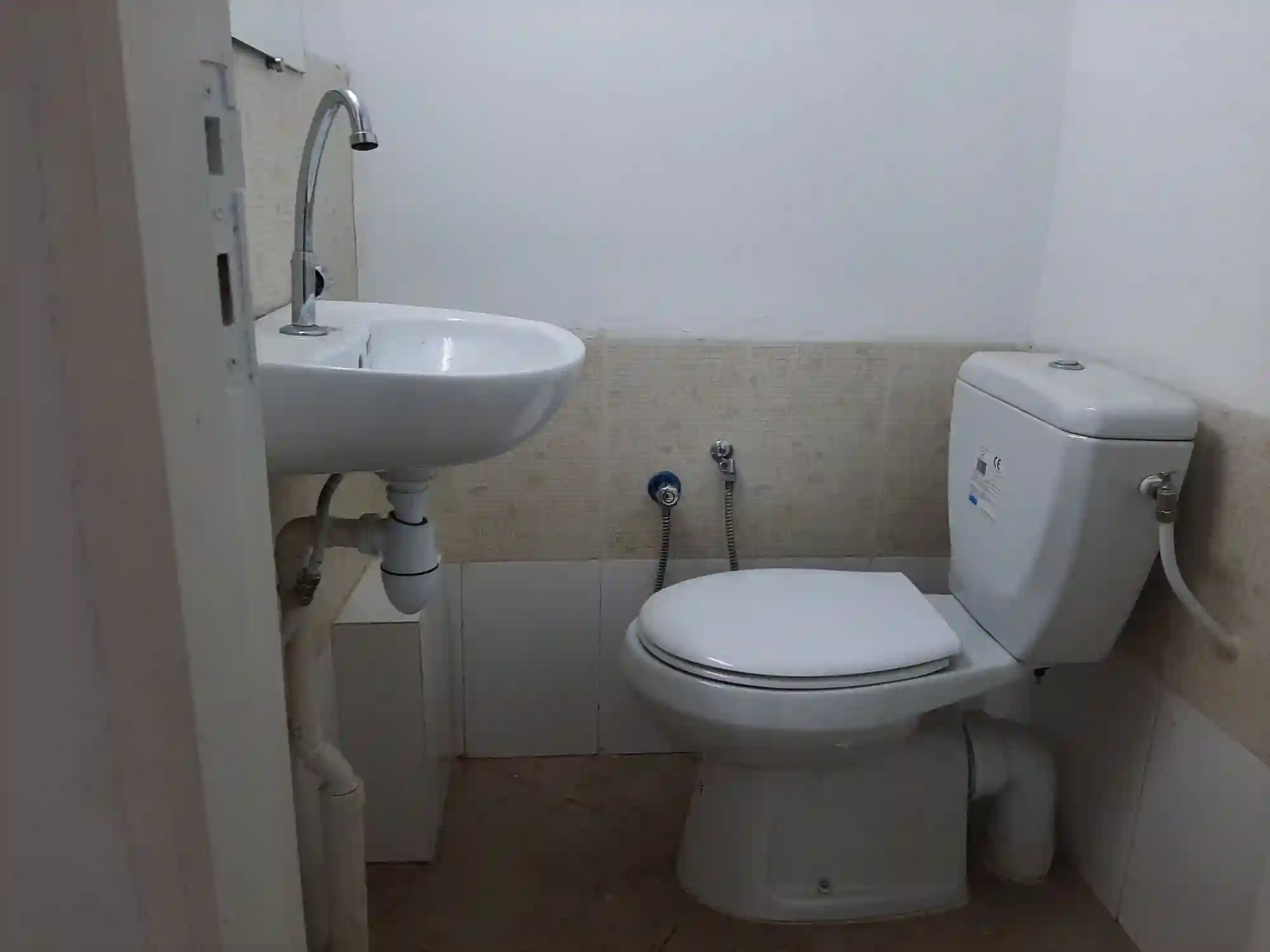 Appartement s+3 Usage Bureau au Centre Urbain Nord - Vue 3