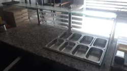 Comptoir Refrigere Avec 8 Bacs et Table Caisse à Ariana Ville