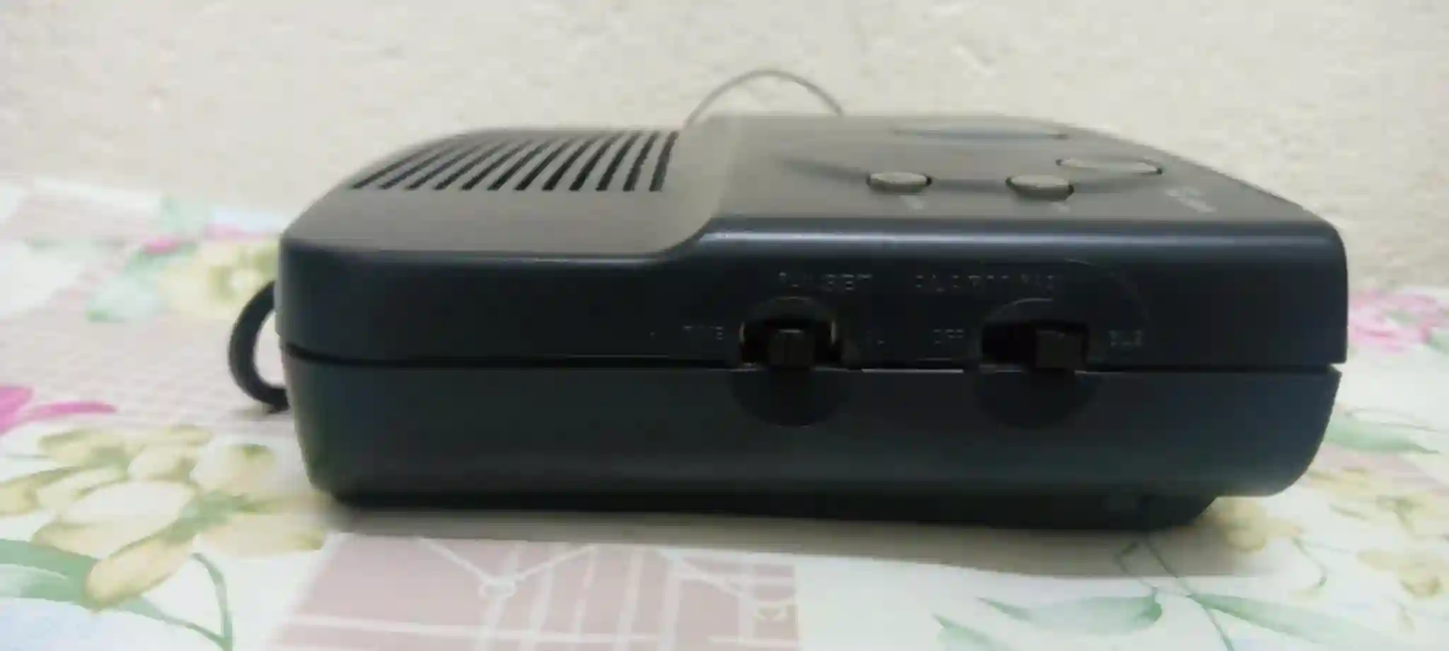 Radio Réveil Vintage Grundig 🇲🇩 - Vue 3