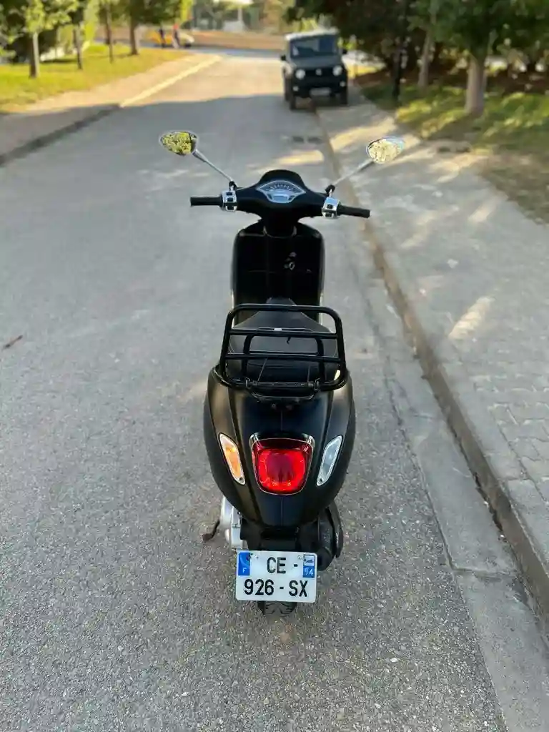 Vespa Sprint - Vue 3