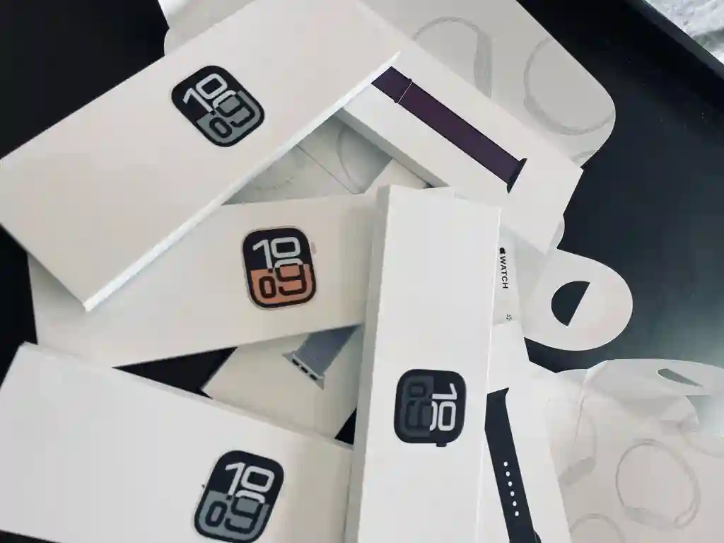 Apple Watch Sereis 10 Cachete - Vue 1