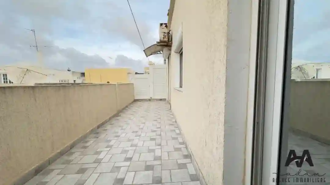 Étage de Villa S+3 Meublé à Neapolis Nabeul - Vue 6
