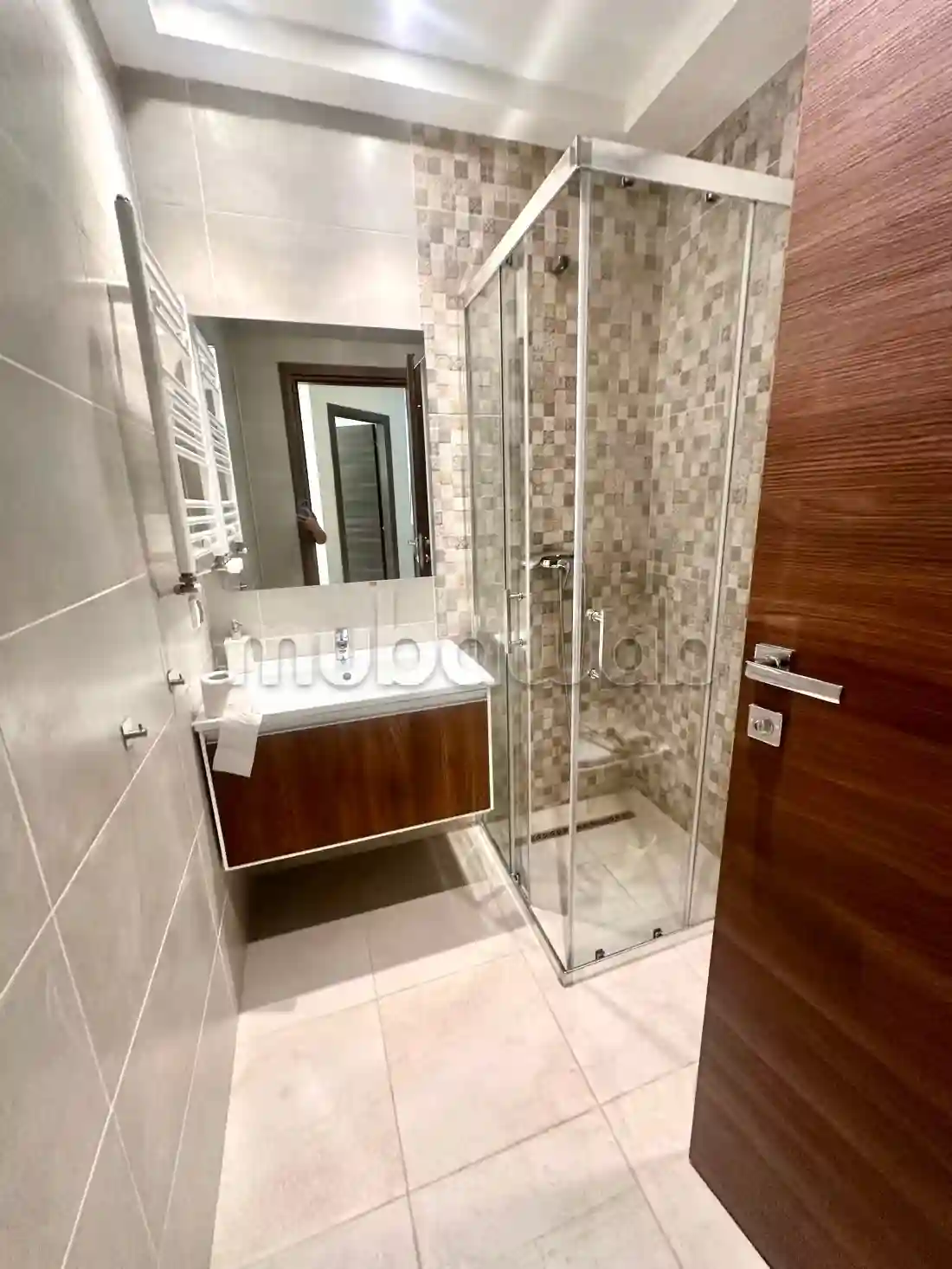 Luxueux S1 Richement Meublé à Menzah 9C - Vue 3