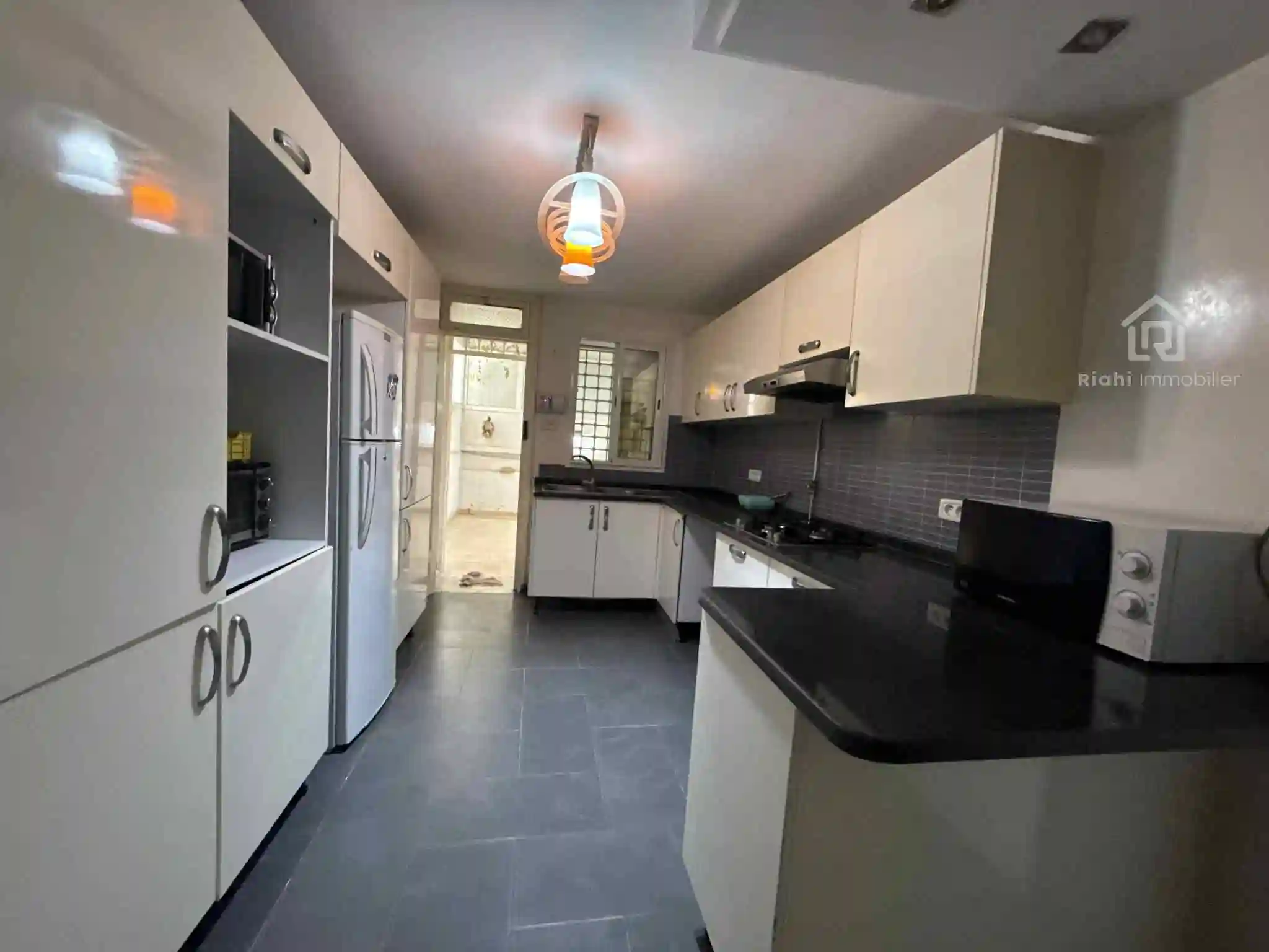 à Vendre – Étage à Megrine Coteaux - Vue 3