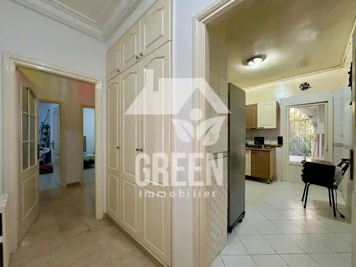 Appartement a Vendre s+3 Située à Laouina - Vue 5