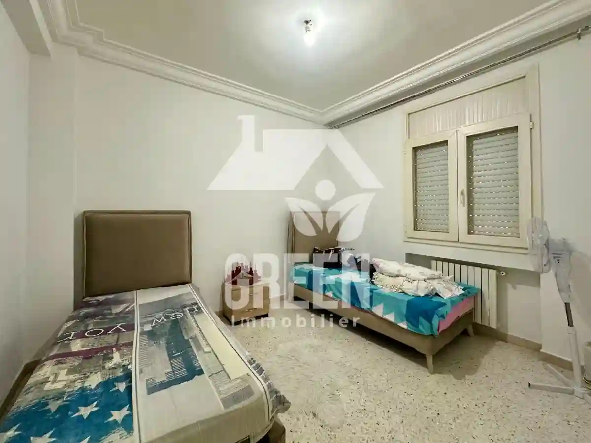 Appartement a Vendre s+3 Située à Laouina - Vue 7