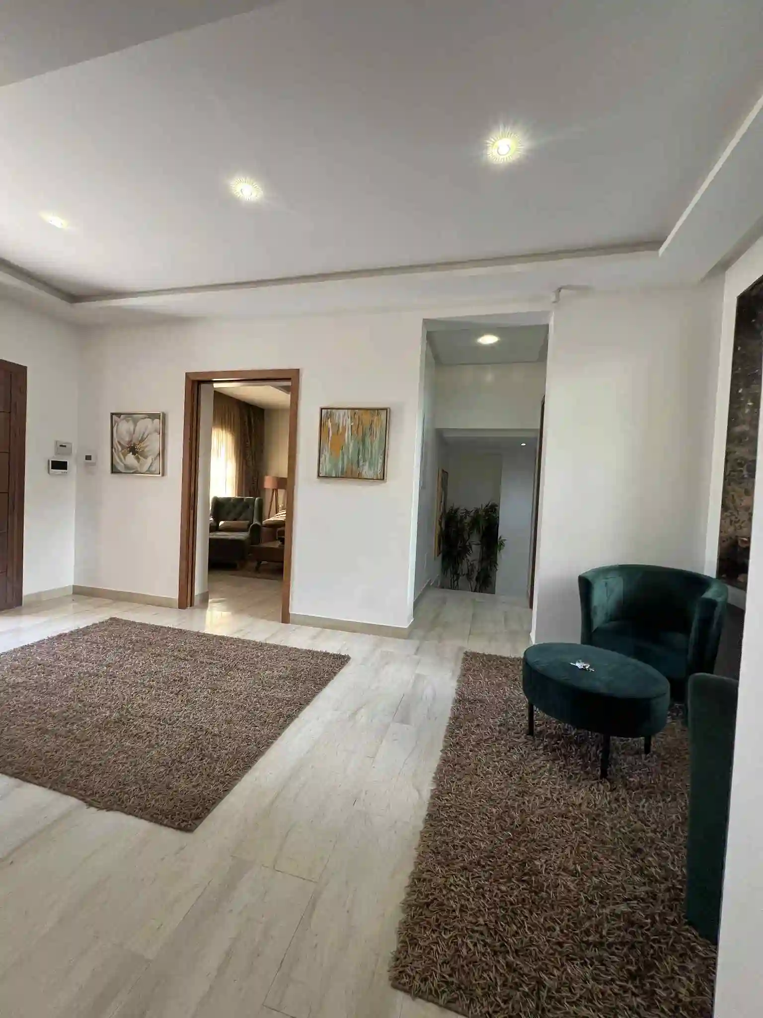 à Louer – Villa Meublée Avec Jardin à Mégrine Coteaux 🏡 - Vue 3