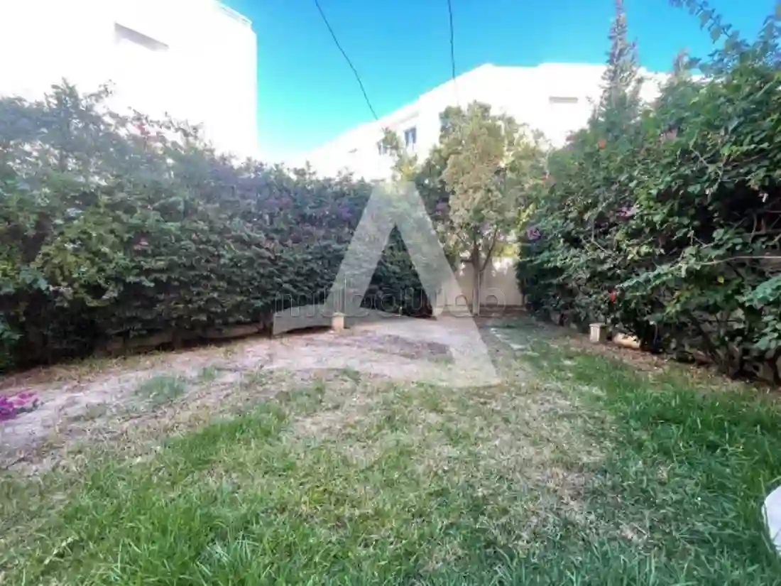 A Vendre Appartement Avec Jardin a ain Zaghouen Nord