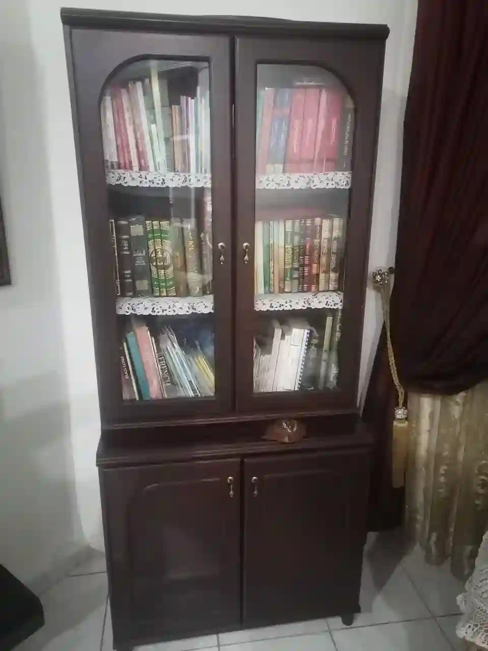 Bibliotheque Acajou à Le Bardo