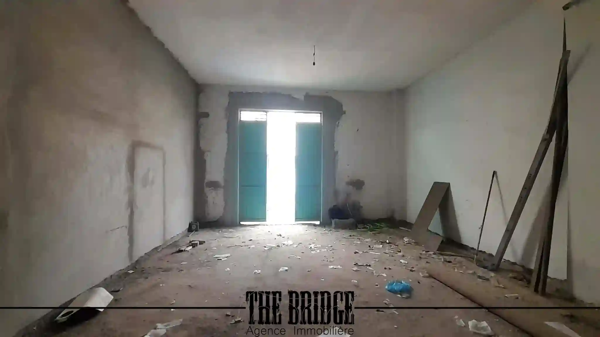 Immeuble à Usage Industrielle à Grombalia - Vue 8