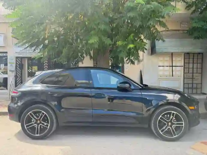Porsche Macan Importee EN Exellent Etat
