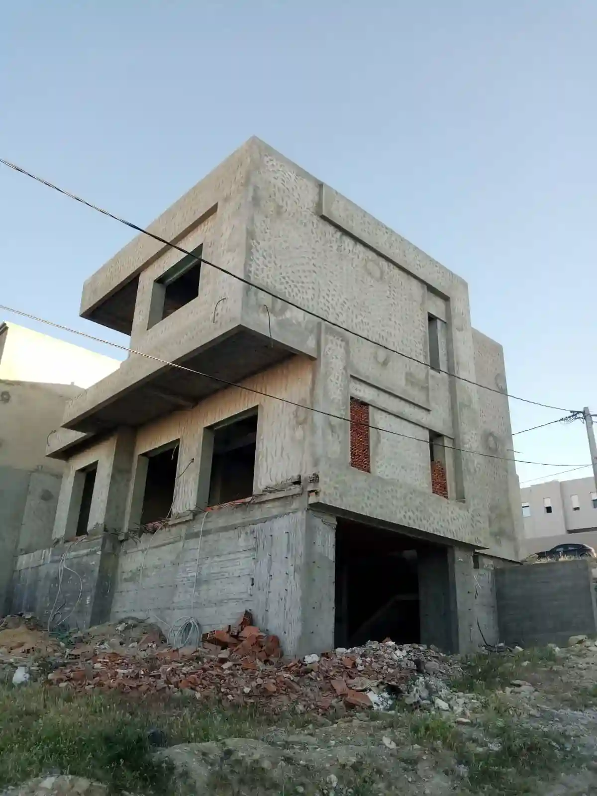 Villa Inachevée à Riadh Andalous à Riadh Landlous - Vue 3