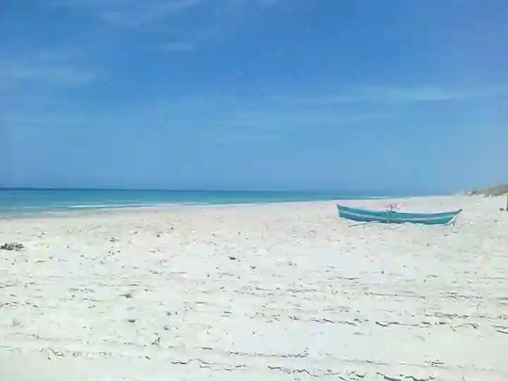 Villa Avec Garage Près de la Plage à Dar Allouche - Vue 1