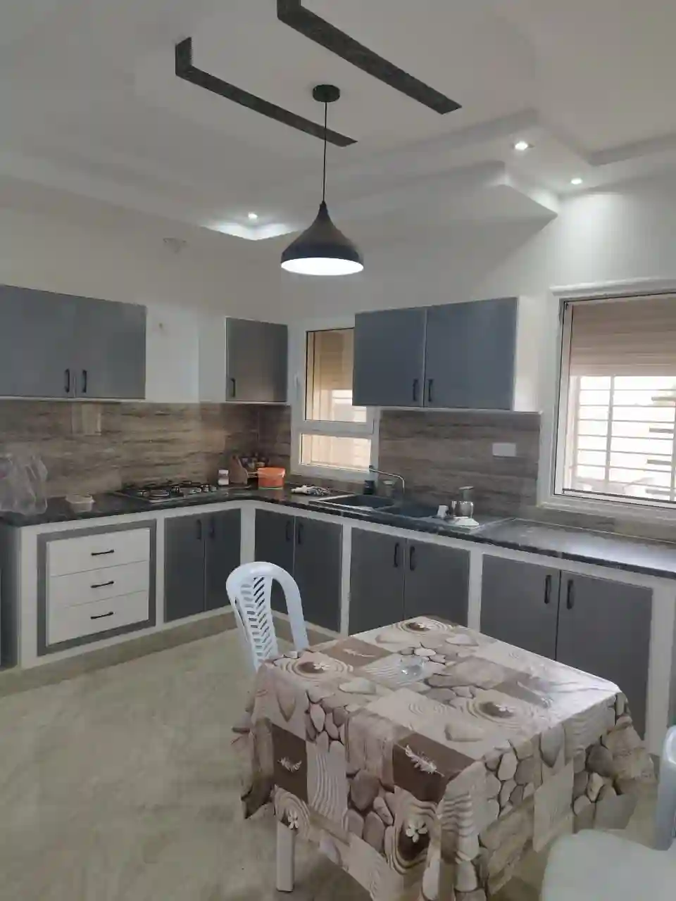 Villa Avec Garage Près de la Plage à Dar Allouche - Vue 4