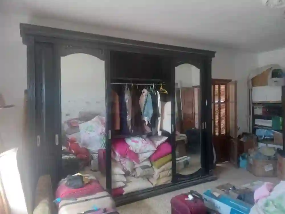 tél 22214299 Dressing