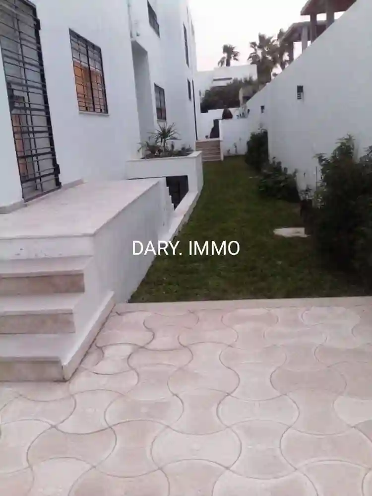 Une Villa Moderne s6 Avec Jardin à Marsa Safsaf - Vue 1