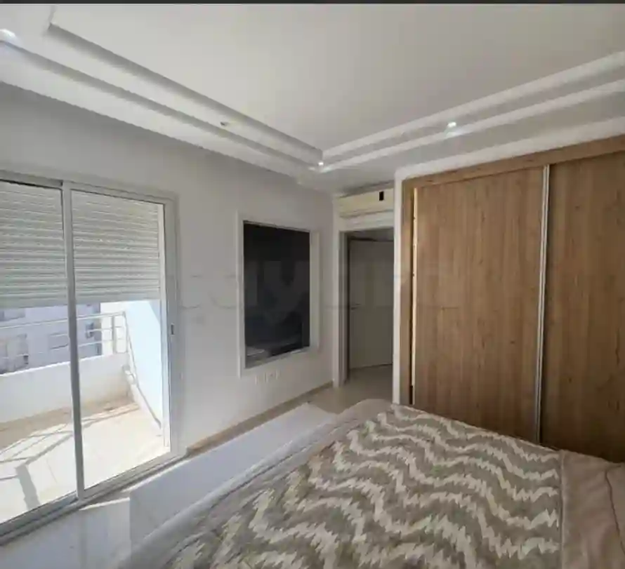 Location S3 Meublé à Ennasr 2 - Vue 2