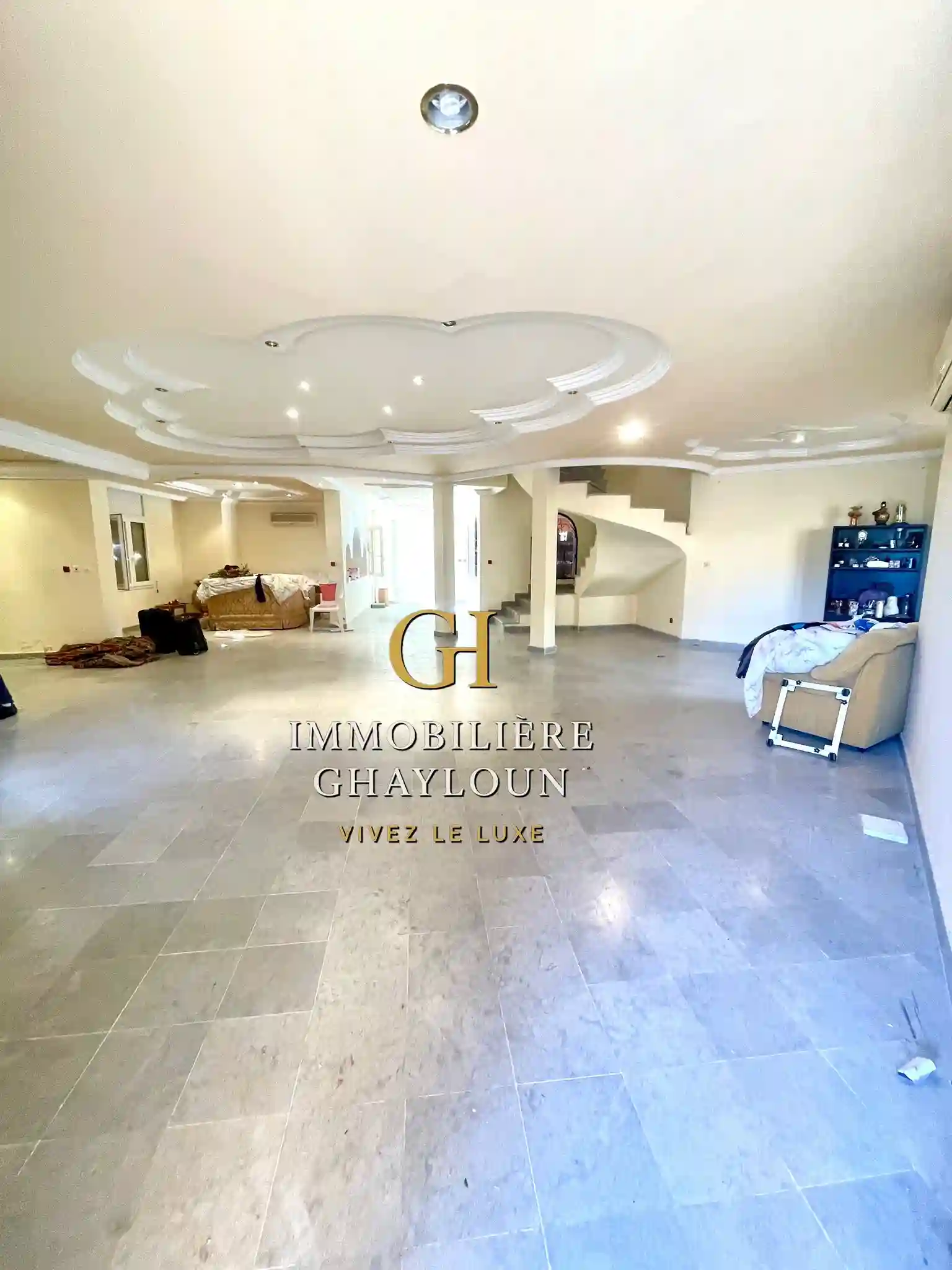 Villa Habitation et Investissement au Même Temps à El Manar 1 - Vue 1