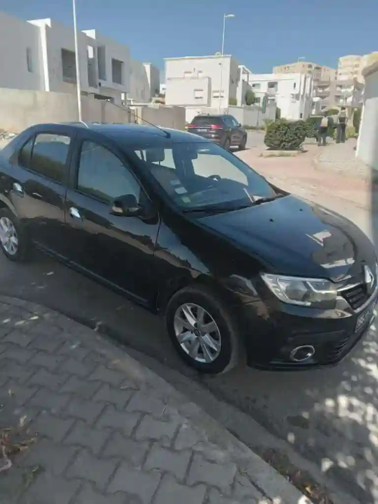 Très Très Jolie Renault Symbole Élégance 1ère Main tél 58515969 - Vue 4